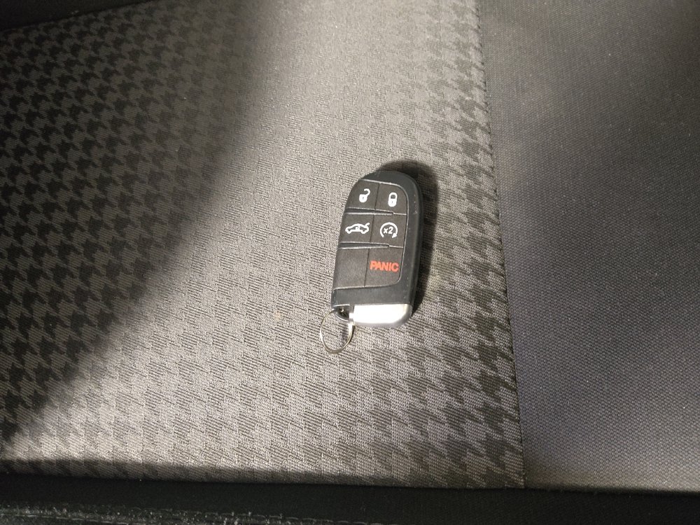 Used 2018 Dodge Challenger SXT RWD image 32