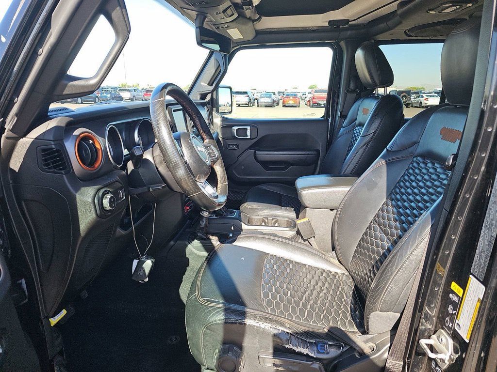 Used 2023 Jeep Gladiator Mojave AWD/4WD image 5