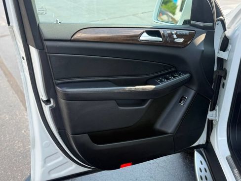 Used 2019 Mercedes-Benz GLS 450 4MATIC image 13