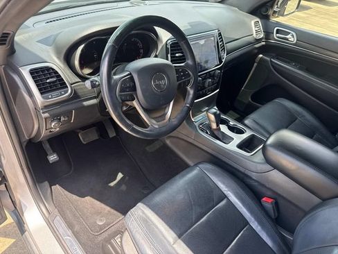 Used 2020 Jeep Grand Cherokee Limited w/ Luxury Group II RWD image 25
