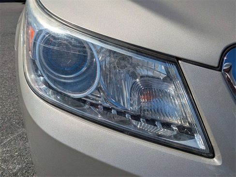 Used 2013 Buick LaCrosse Premium w/ Driver Confidence Package image 10