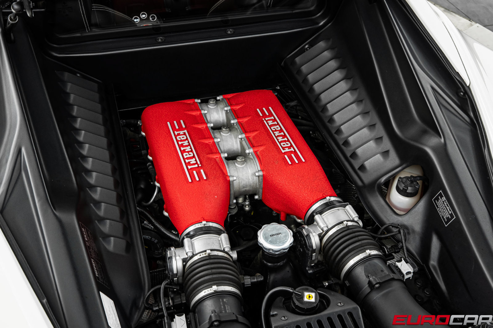 Used 2015 Ferrari 458 Italia Coupe RWD image 19