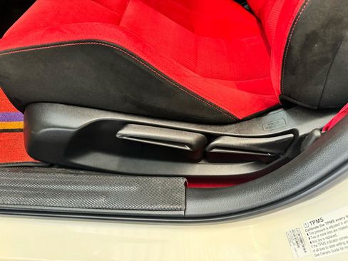 Used 2024 Honda Civic Type R image 10