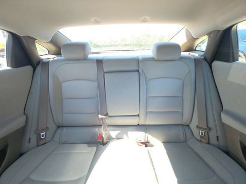 Used 2025 Chevrolet Malibu LT FWD image 10