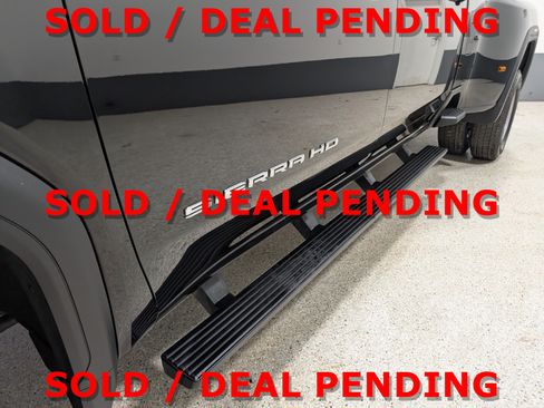 Used 2025 GMC Sierra 3500 Pro AWD/4WD image 9