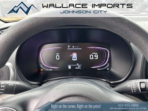 Used 2023 Kia Soul LX w/ LX Technology Package image 30