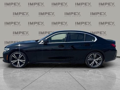 Used 2022 BMW 330i xDrive Sedan w/ Driving Assistance Package AWD/4WD image 2