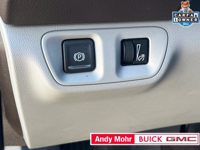 Used 2023 GMC Acadia SLE w/ Driver Convenience Package FWD image 26