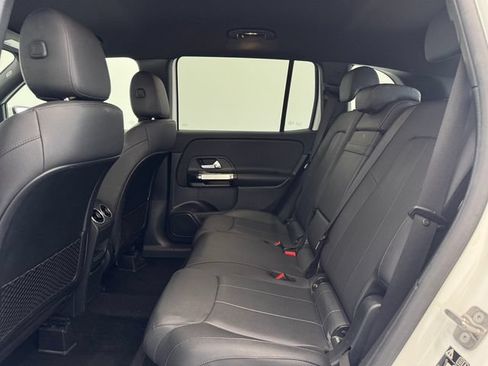 Certified 2024 Mercedes-Benz GLB 250 image 19