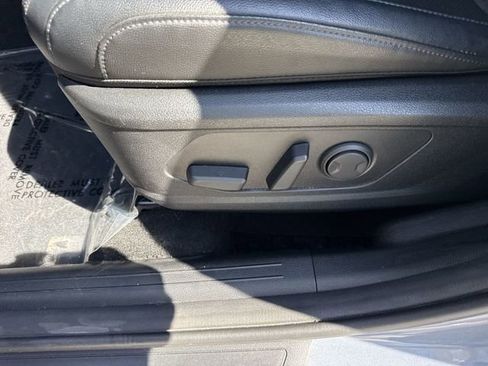 Used 2025 Kia Sportage EX image 12