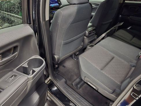 Used 2025 Honda Ridgeline Sport image 32