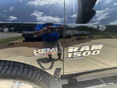 Used 2023 RAM 1500 Tradesman w/ Tradesman SXT Package AWD/4WD image 19