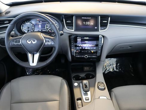 Certified 2025 INFINITI QX50 Luxe image 21