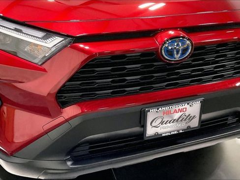 Certified 2024 Toyota RAV4 XLE image 30