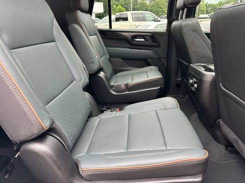 Used 2026 GMC Yukon AT4 w/ AT4 Premium Package AWD/4WD image 16