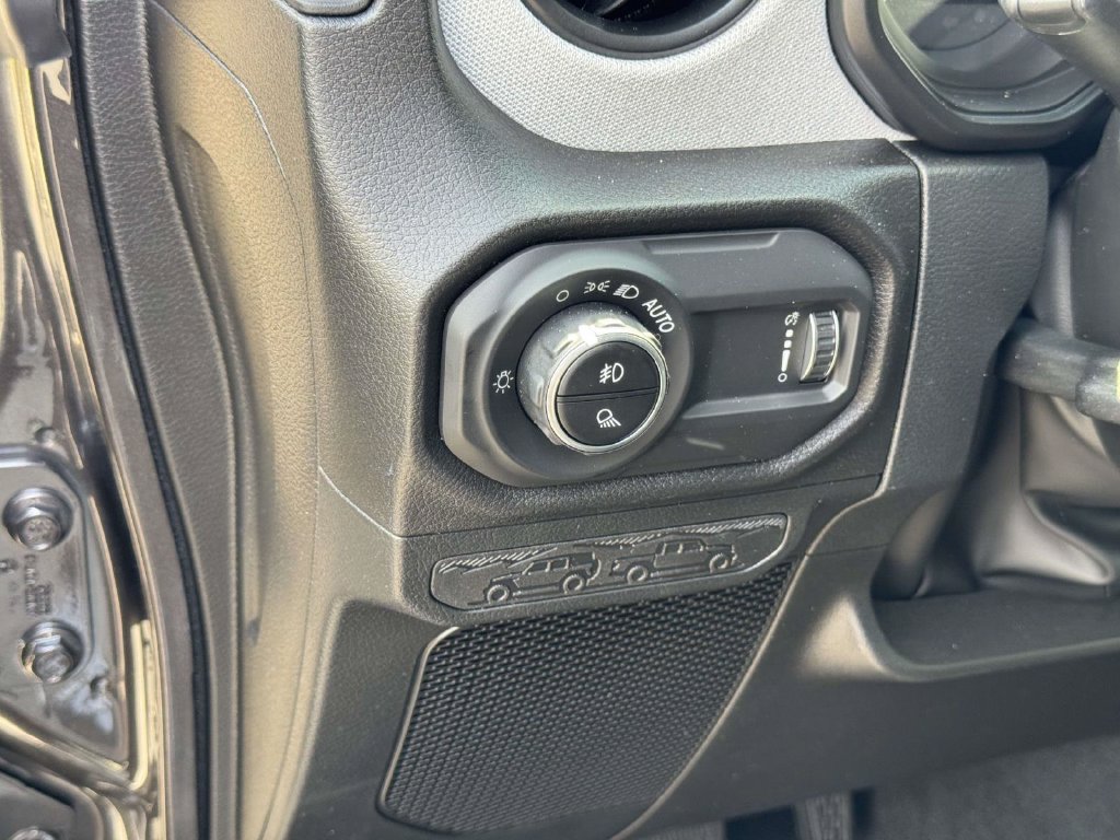 New 2026 Jeep Gladiator Sport AWD/4WD image 28