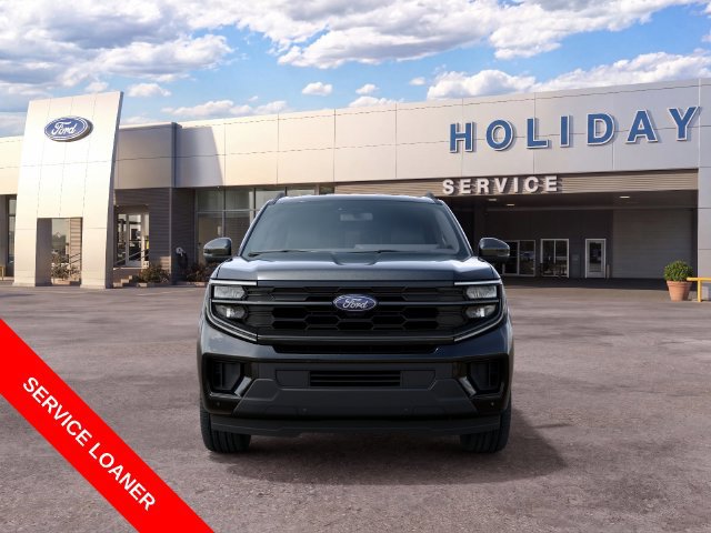 New 2027 Ford Expedition Active RWD image 3