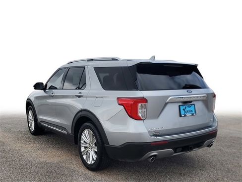 Used 2020 Ford Explorer Limited w/ Class III Trailer Tow Package image 3