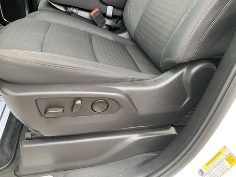 Used 2025 Chevrolet Silverado 2500 LT w/ Convenience Package AWD/4WD image 18