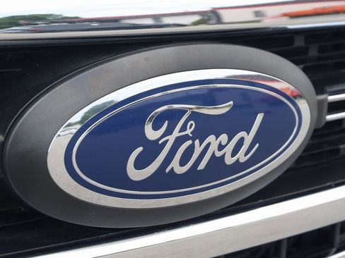 Used 2020 Ford F250 Lariat w/ Lariat Value Package image 17