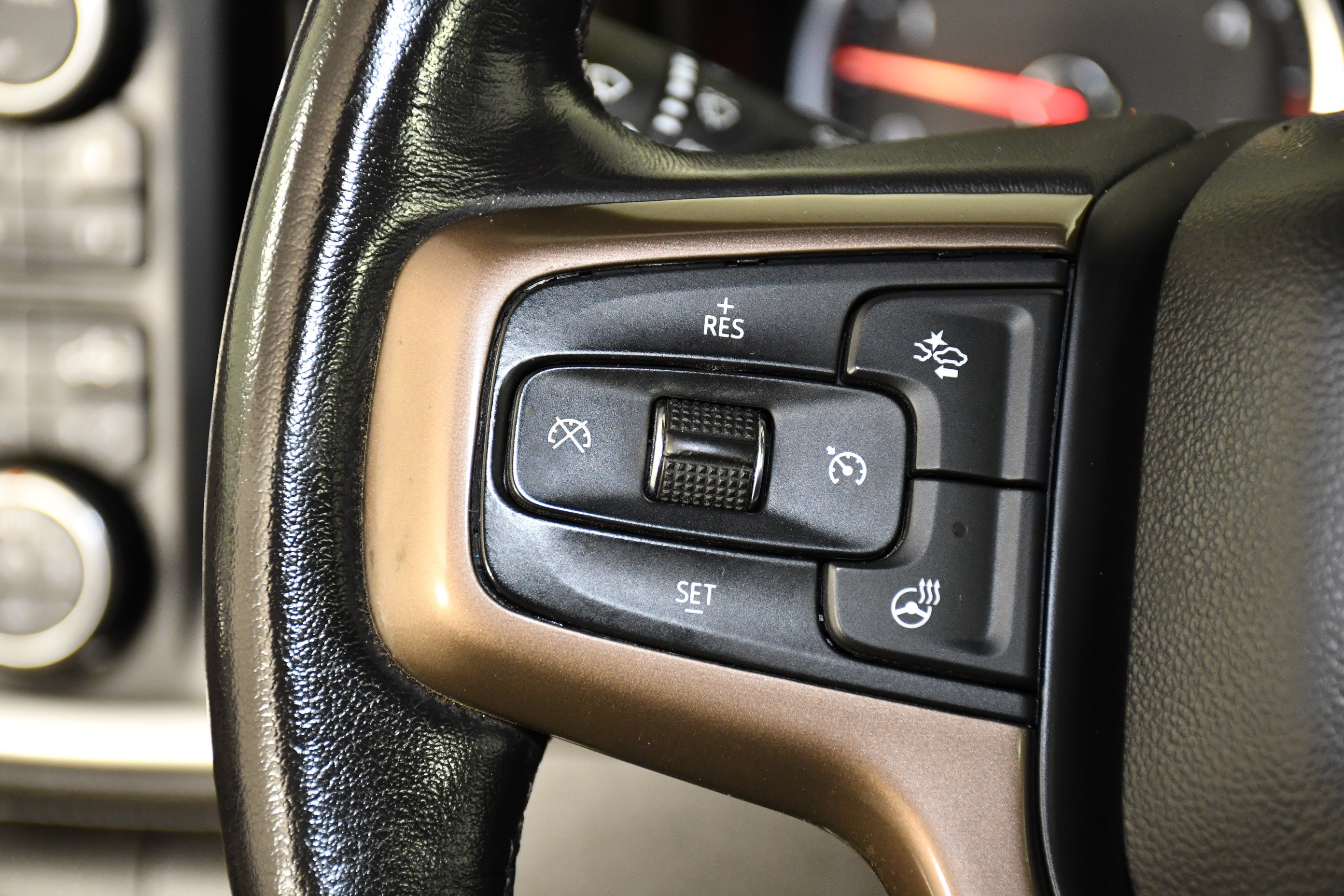 Used 2022 Chevrolet Silverado 3500 High Country w/ Safety Package II AWD/4WD image 21