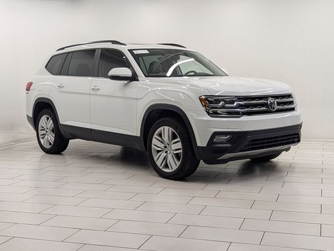 Used 2020 Volkswagen Atlas SE w/ Panoramic Sunroof Package image 6