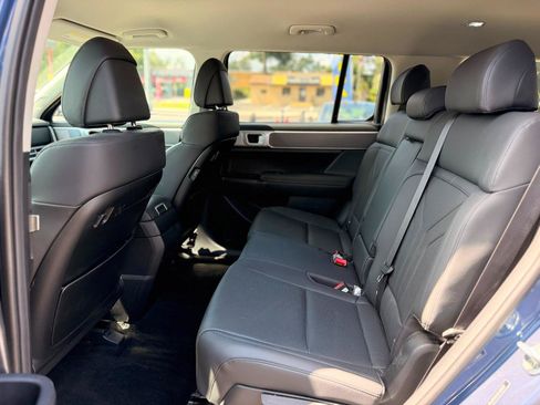 Used 2026 Hyundai Santa Fe SEL FWD image 17