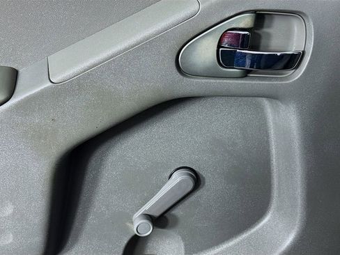 Used 2016 Nissan Frontier S image 18