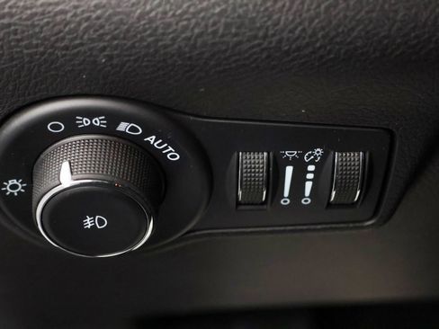 Used 2023 Jeep Compass Limited AWD/4WD image 19