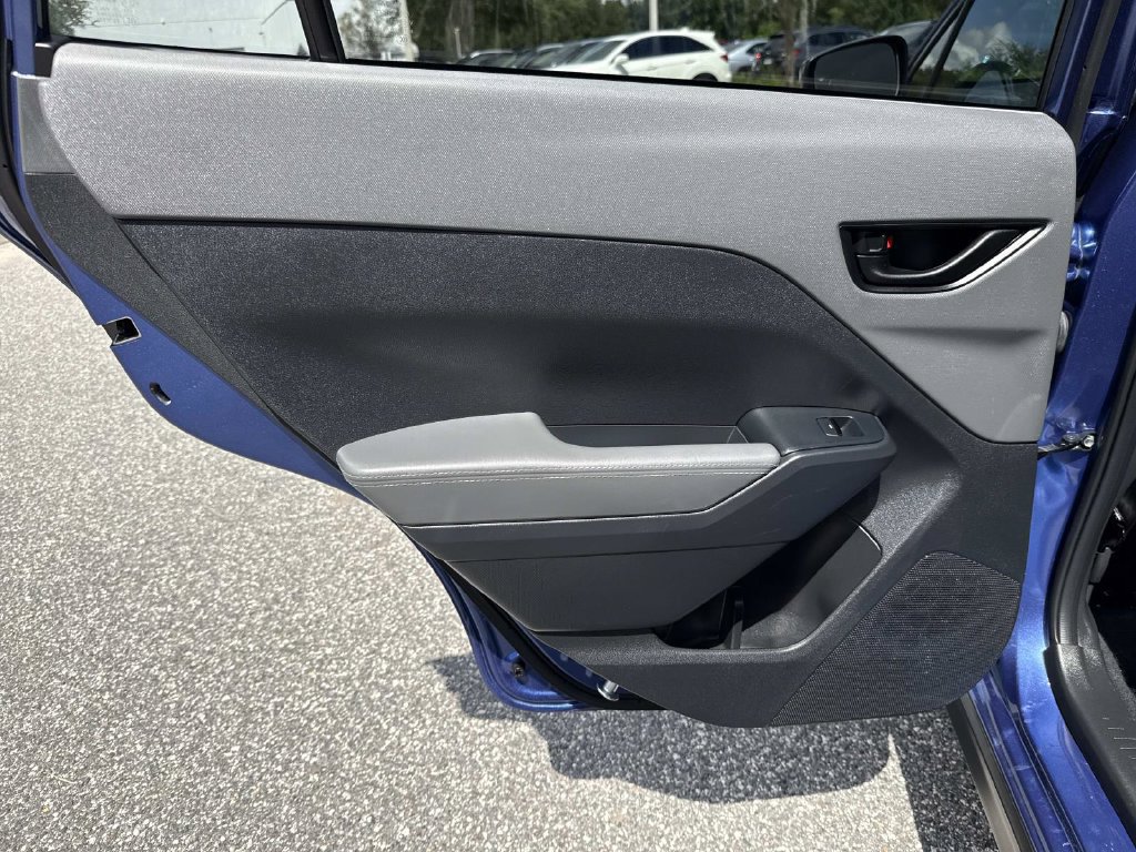 Certified 2025 Subaru Crosstrek 2.5i Premium AWD/4WD image 11