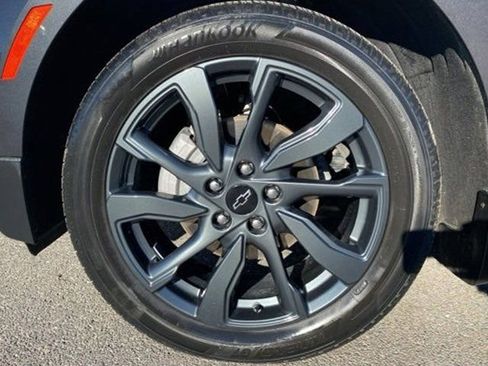 Used 2022 Chevrolet Equinox RS w/ LPO, Floor Liner Package image 21