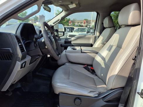 Used 2020 Ford F350 XL w/ Power Equipment Group AWD/4WD image 16