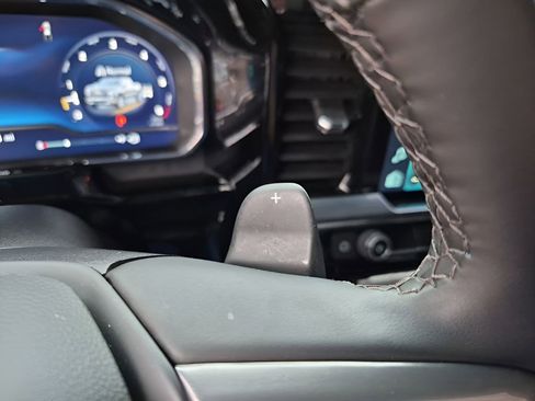 Used 2025 Chevrolet Silverado 1500 RST image 37