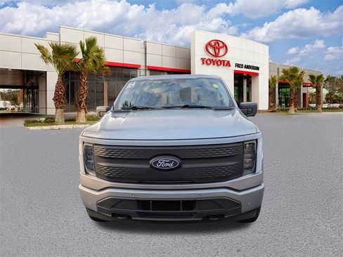 Used 2024 Ford F150 Lightning Flash image 9