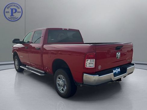 Used 2022 RAM 2500 Tradesman w/ Chrome Appearance Group AWD/4WD image 5