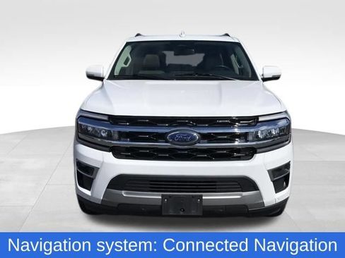 Used 2024 Ford Expedition Limited AWD/4WD image 2