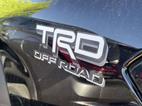 Used 2024 Toyota Tacoma TRD Off-Road AWD/4WD image 11