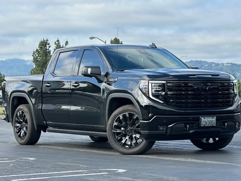Used 2025 GMC Sierra 1500 Denali w/ Denali Reserve Package AWD/4WD image 2