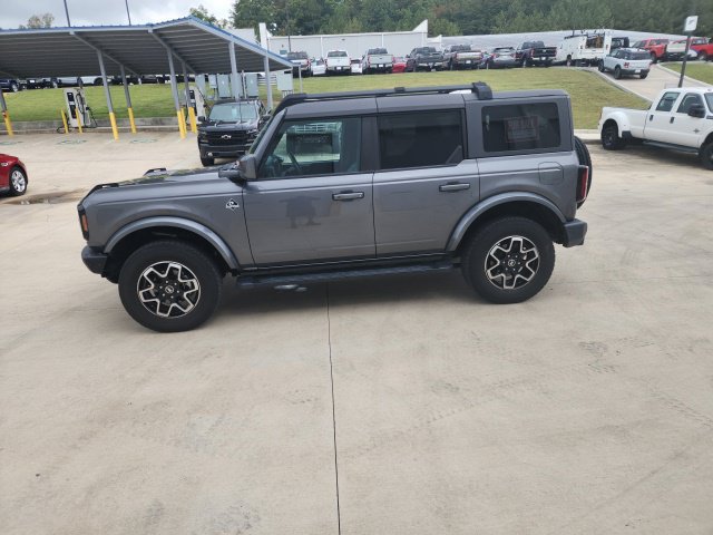 Used 2022 Ford Bronco Outer Banks AWD/4WD image 8