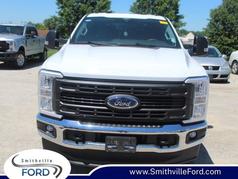 Used 2024 Ford F250 XL w/ XL Chrome Package AWD/4WD image 1