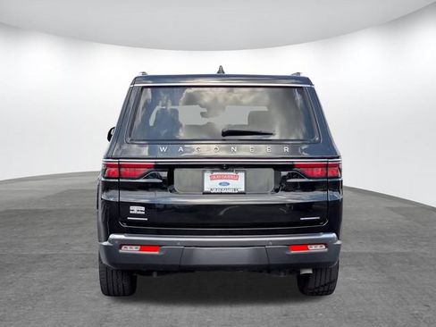 Used 2022 Jeep Wagoneer Series III AWD/4WD image 5