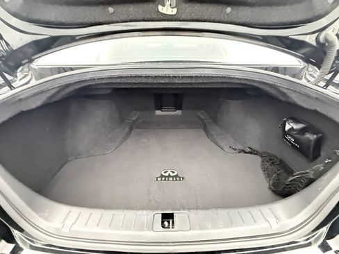 Used 2017 INFINITI Q70 L 3.7 AWD/4WD image 22