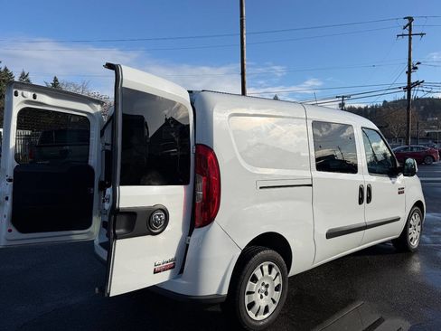 Used 2020 RAM ProMaster City SLT image 5