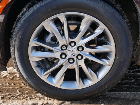 Used 2023 Buick Enclave Avenir w/ Avenir Technology Package image 15