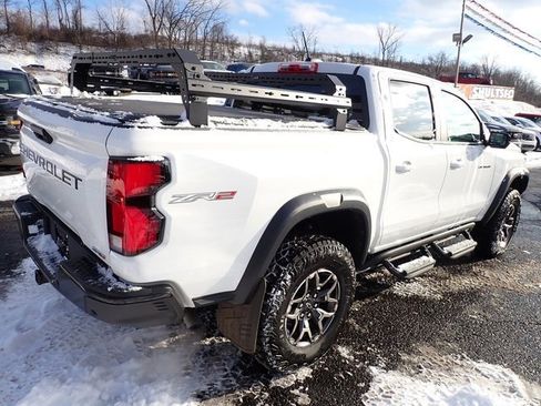 Used 2025 Chevrolet Colorado ZR2 w/ Technology Package image 10