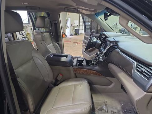 Used 2020 Chevrolet Suburban Premier w/ Max Trailering Package AWD/4WD image 11