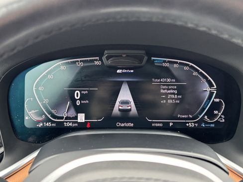 Used 2022 BMW 745e xDrive w/ M Sport Package image 21