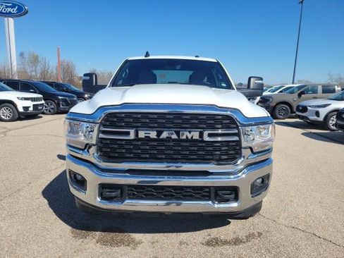 Used 2024 RAM 3500 Big Horn AWD/4WD image 20