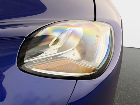 Used 2023 Maserati Grecale GT image 9