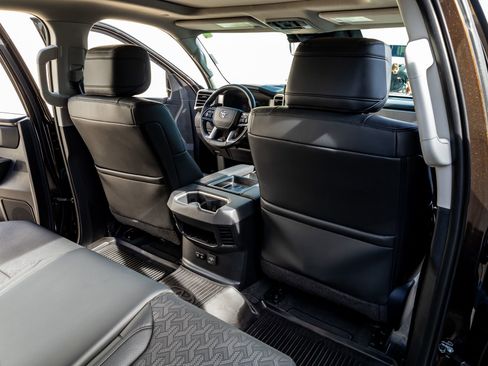 Used 2024 Toyota Tundra Limited w/ Power Package image 32